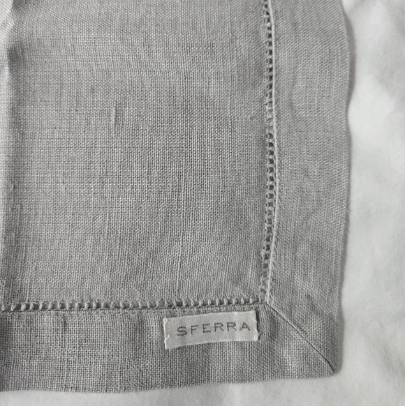 NWOT SFERRA Festival Gray 100% Linen Napkins x 3 - Picture 8 of 8